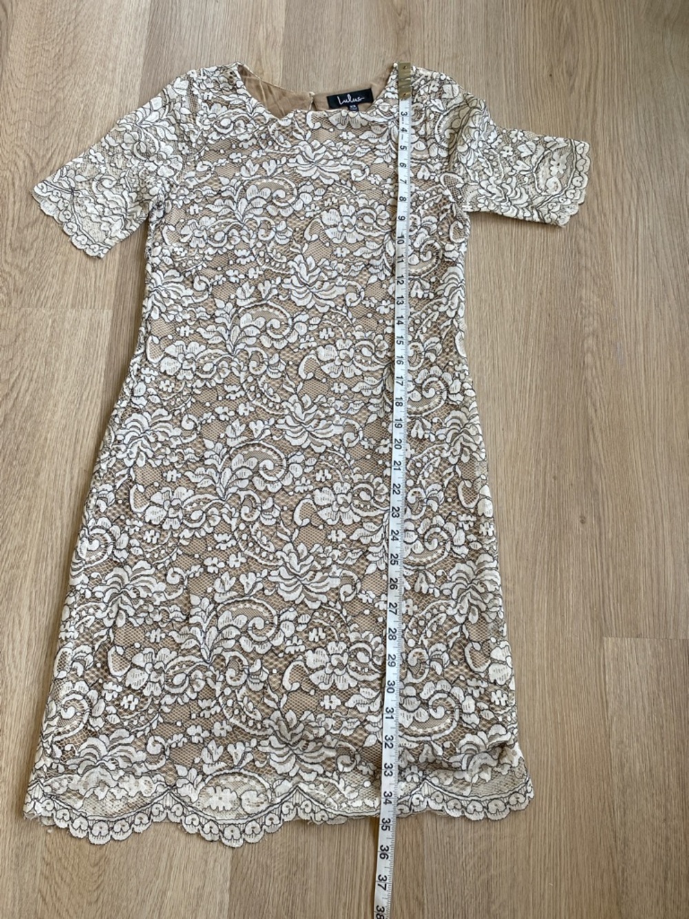 Lulus Lace Mini Dress XS Beige Nude Lined Short Sleeve Floral Scalloped Hem - Picture 9 of 13